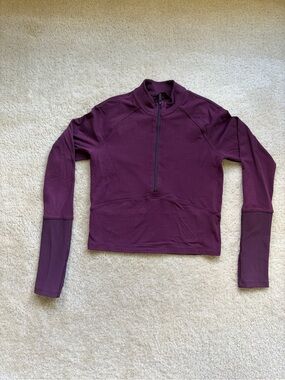 LuluLemon half zip crop log sleeve top XS- Plum